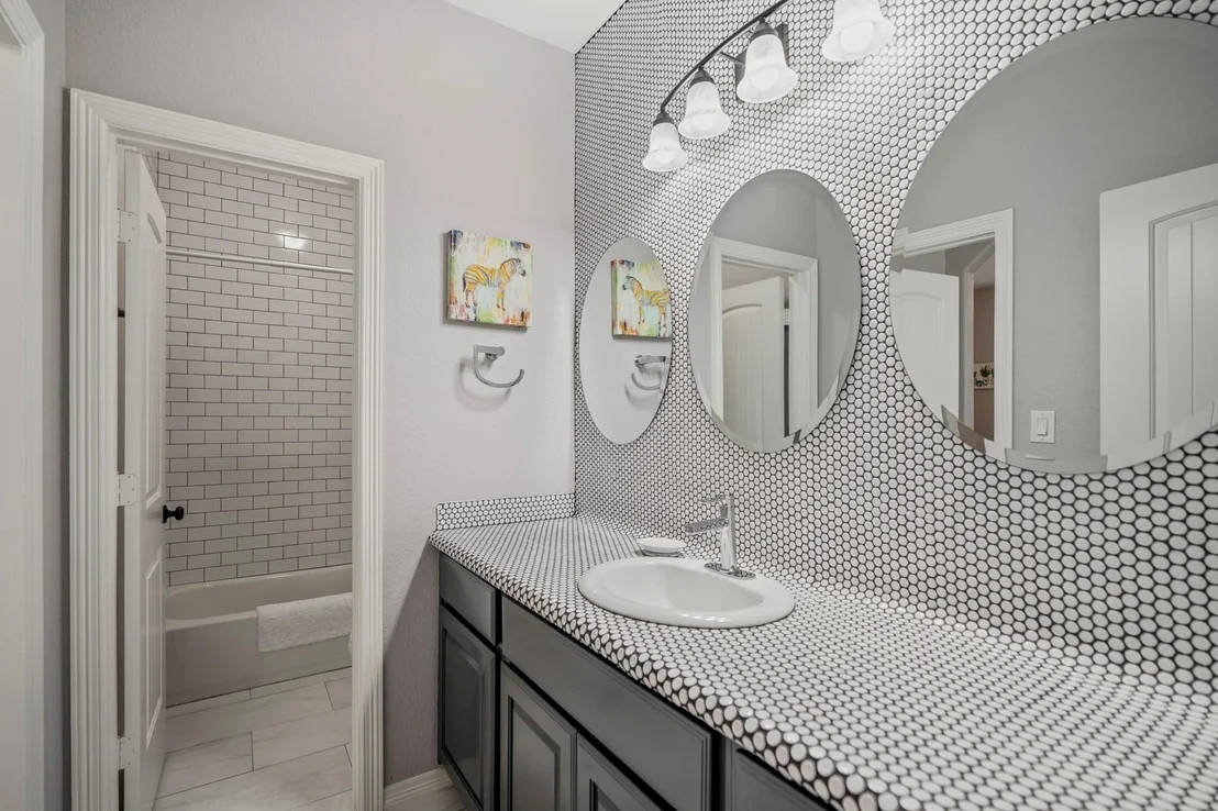 Photo of 9643 Longmire Creek Way