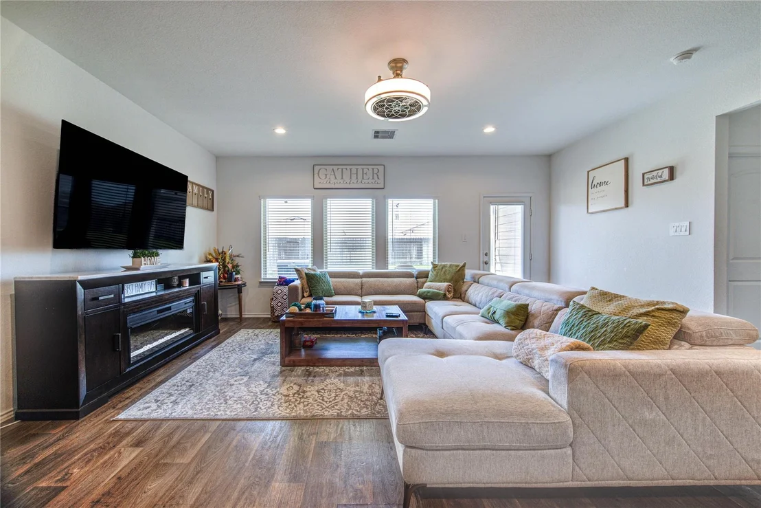 Photo of 21315 Sleepy Willow Street