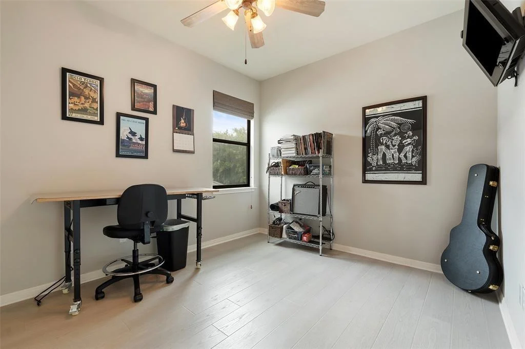 Photo of 6006 Seville Drive