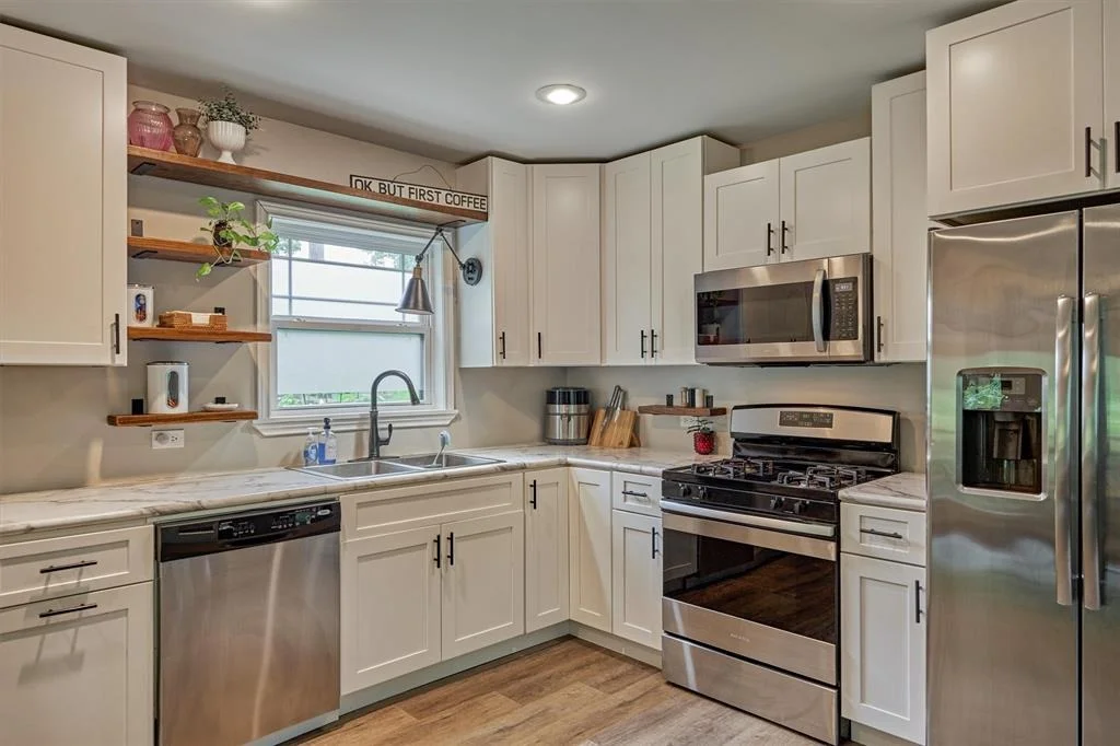 Photo of 23814 Creekview Drive