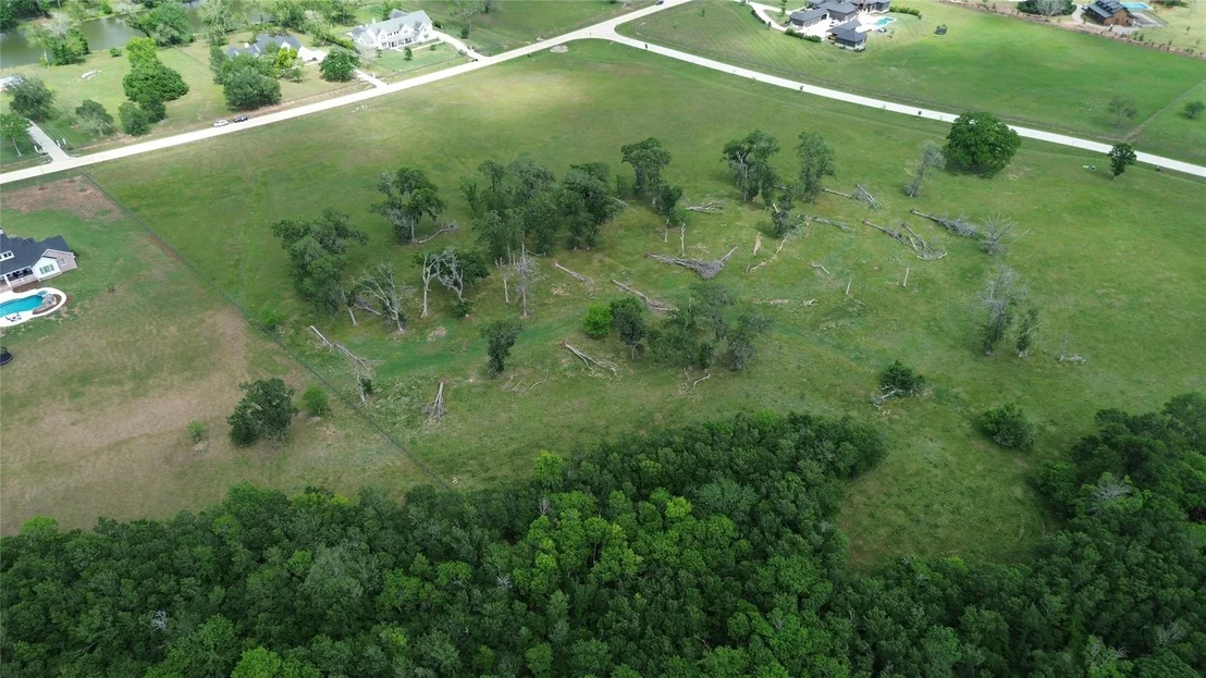Photo of 30802 Riverlake Road