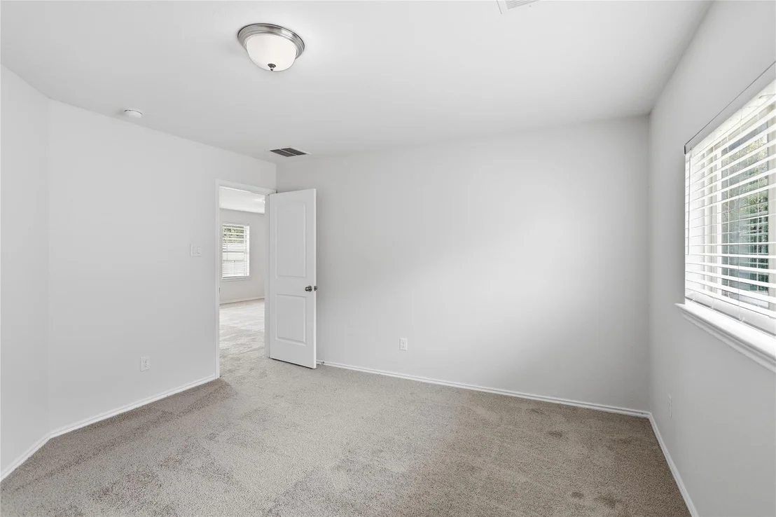 Photo of 17706 White Lightning Way