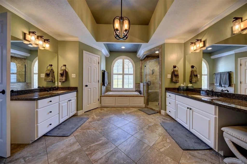 Photo of 3101 Creekside Drive