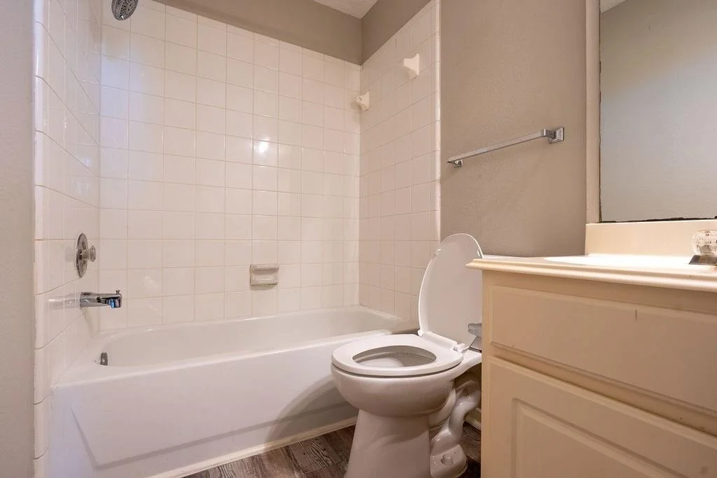 Photo of 9926 Goldenglade Drive