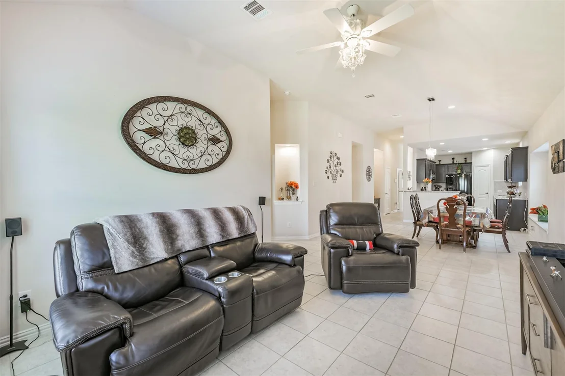 Photo of 7527 Windsor Valley Lane
