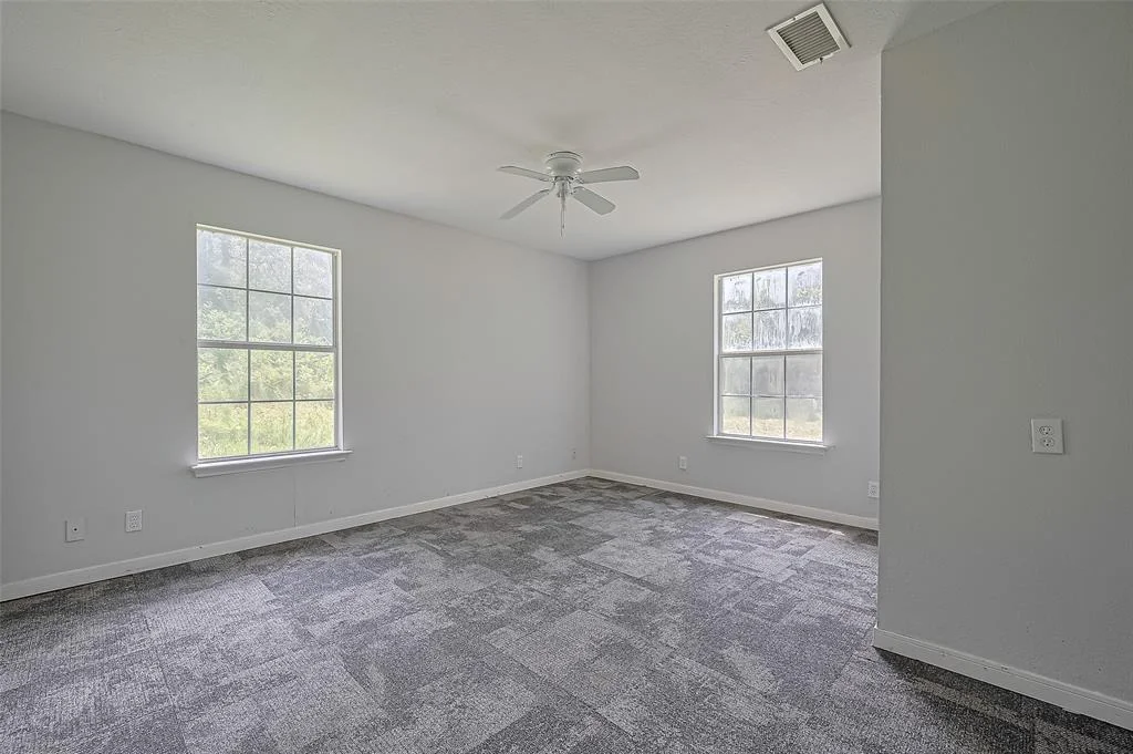 Photo of 4048 N Oak Forest Drive