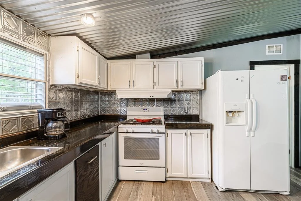 Photo of 17318 Pioneer Trail