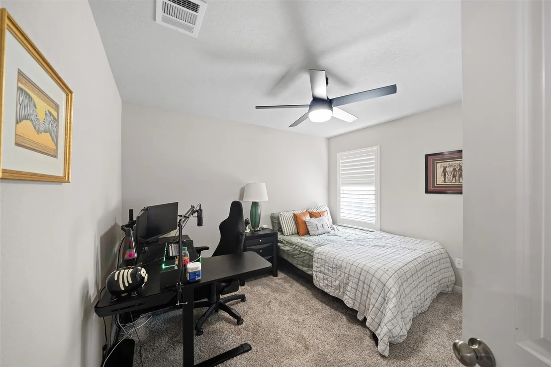Photo of 1300 Kingsgate