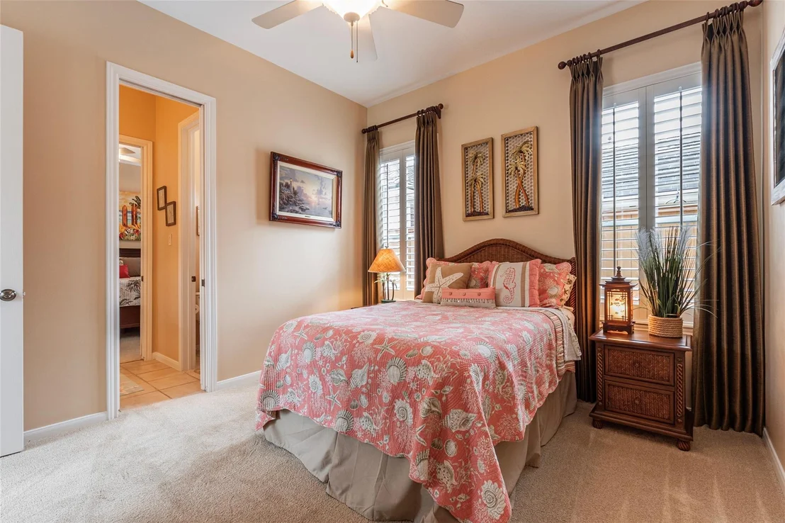 Photo of 712 Harborside Way