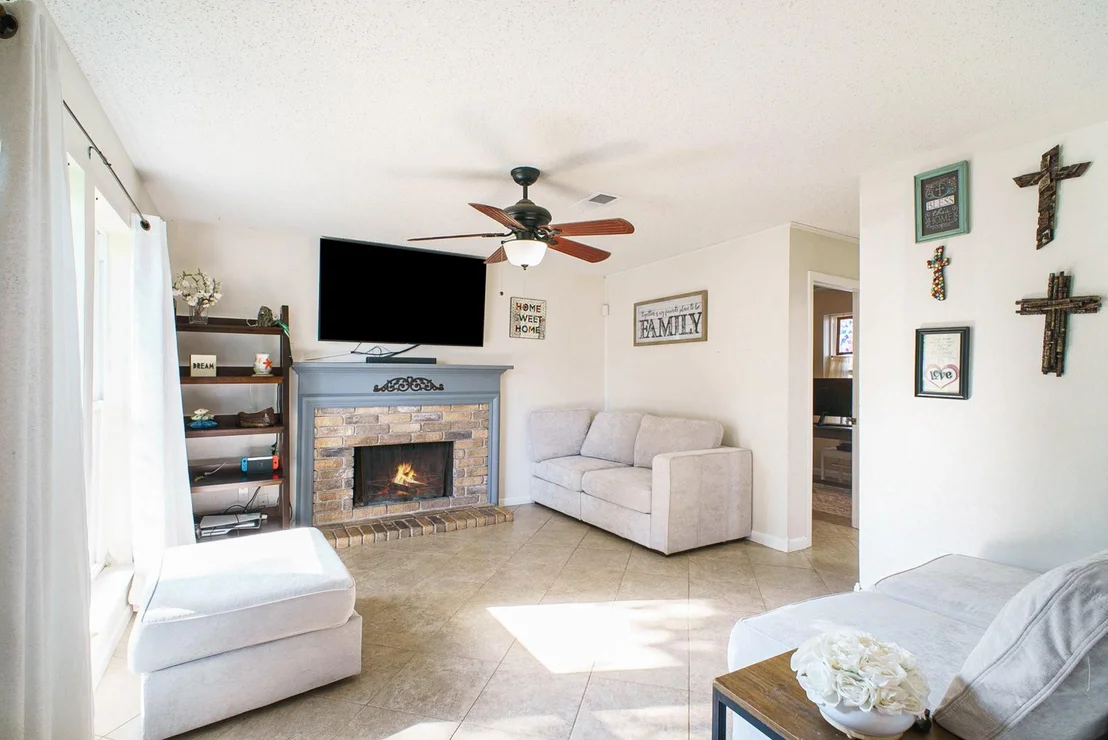 Photo of 2403 Anthony Hay Lane