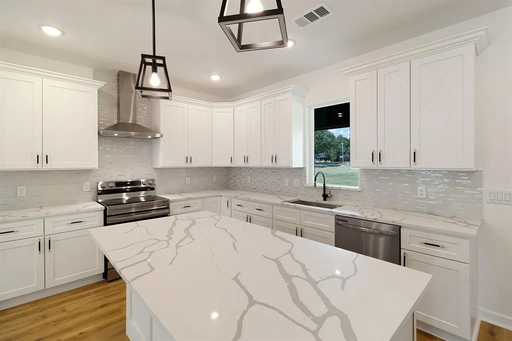 Photo of 409 Echo Lane