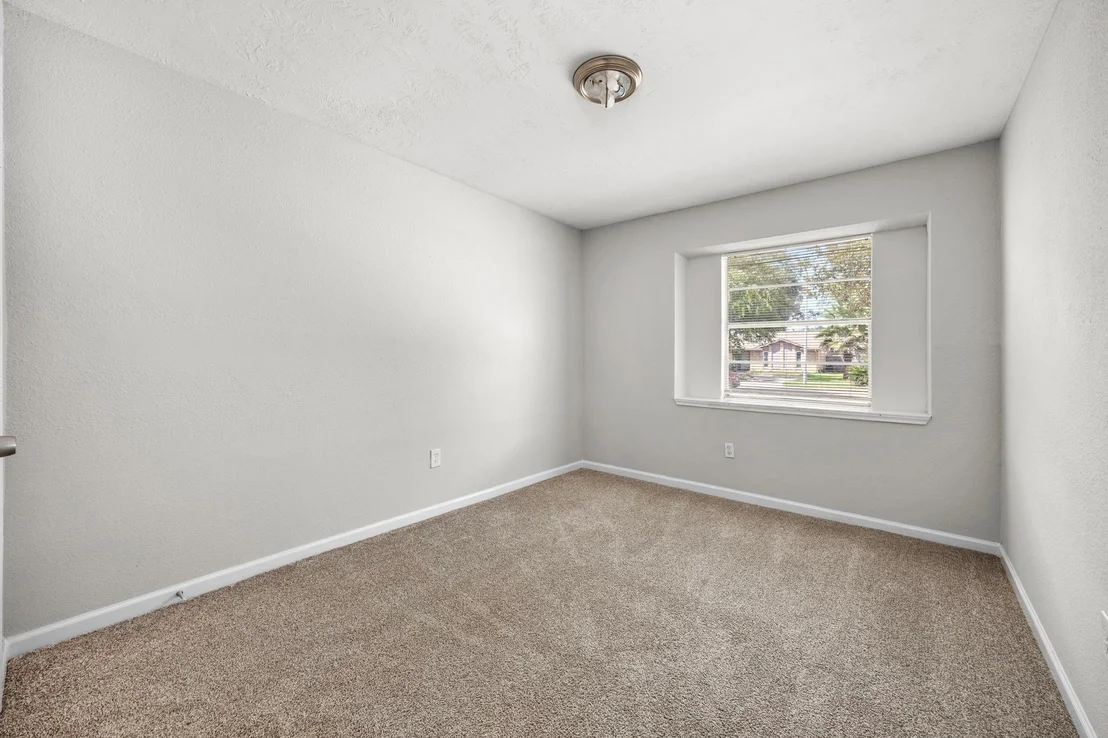 Photo of 16523 Loch Maree Lane