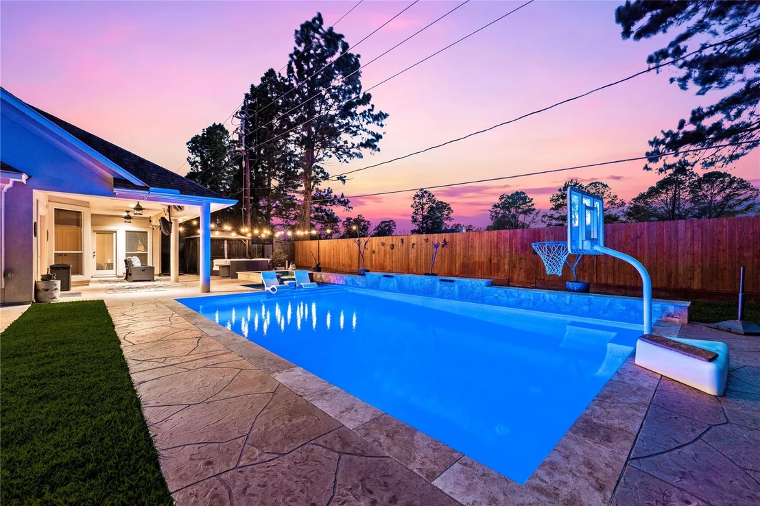 Photo of 17621 Shadow Valley Drive