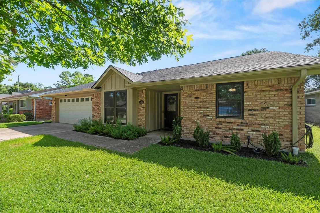 Photo of 4406 Arnell Drive