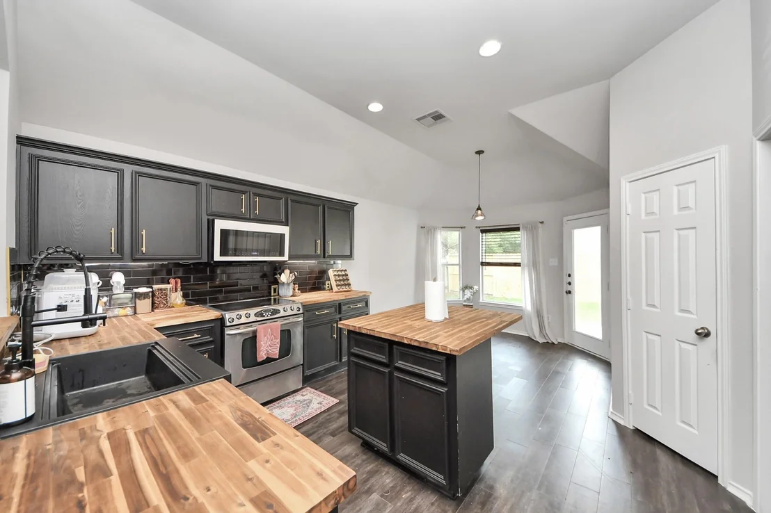 Photo of 9210 Sunlit Park Drive