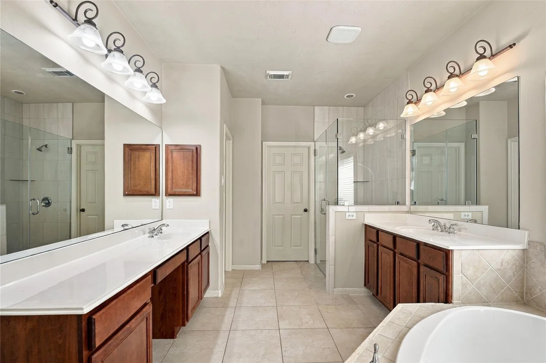 Photo of 8403 Glenn Elm Drive