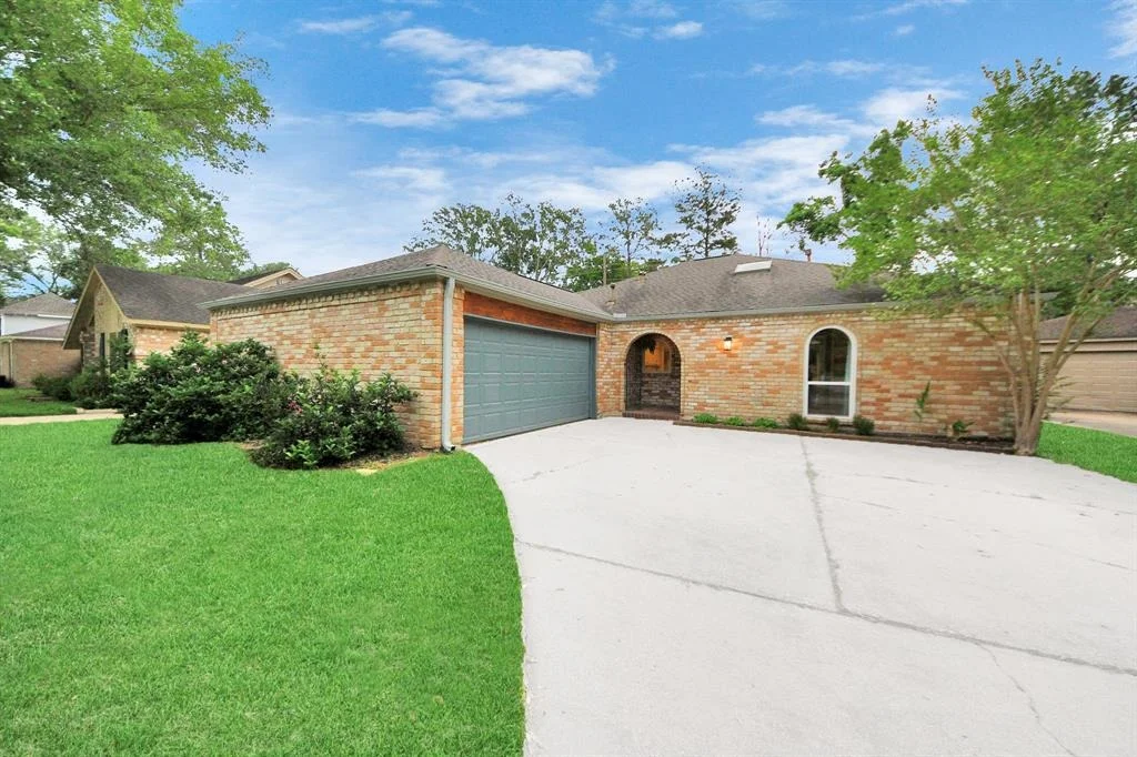 Photo of 1415 Kempsford Drive