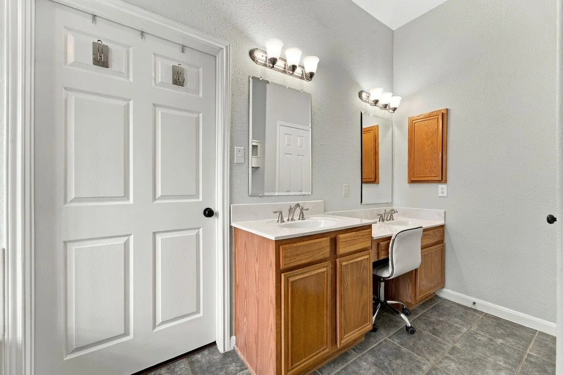 Photo of 17803 Split Creek Drive