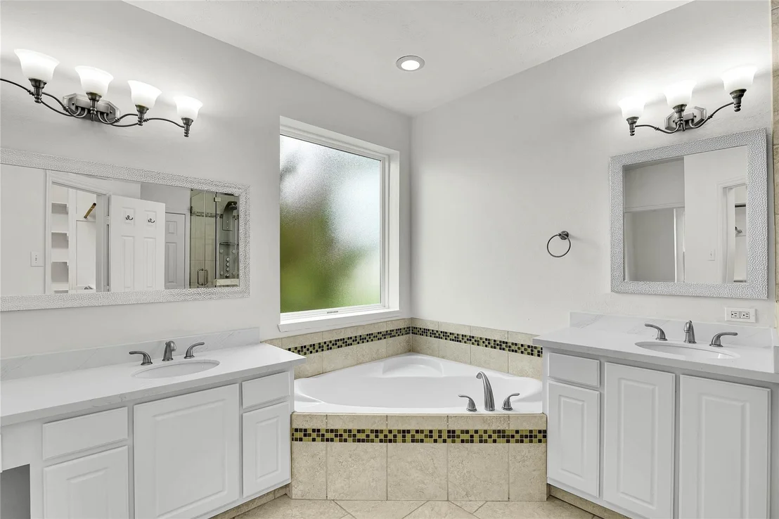 Photo of 19307 Sun River Lane