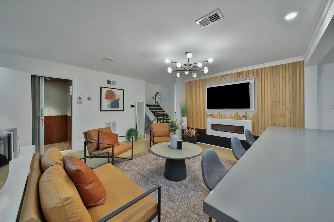 Photo of 140 S Timber Top Drive