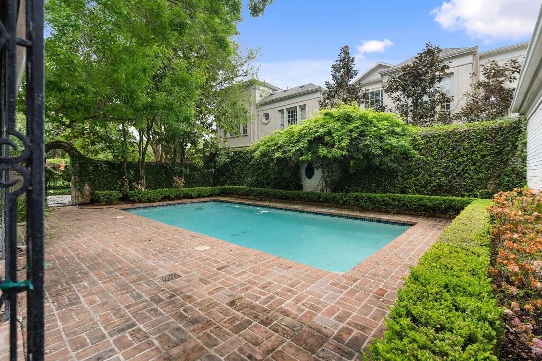 Photo of 1604 Kirby Drive