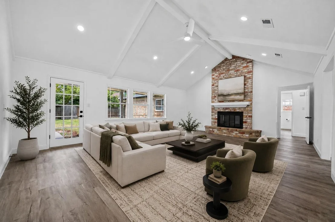 Photo of 15402 Ripplestream Street