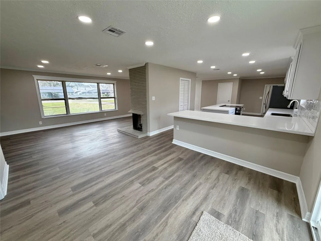 Photo of 306 Oak Drive