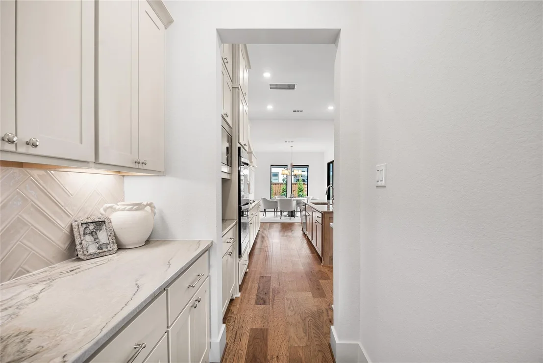 Photo of 4229 Hollow Wind Way