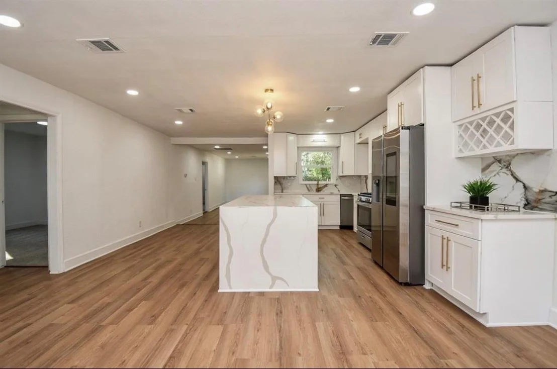 Photo of 6834 Saint Augustine Street