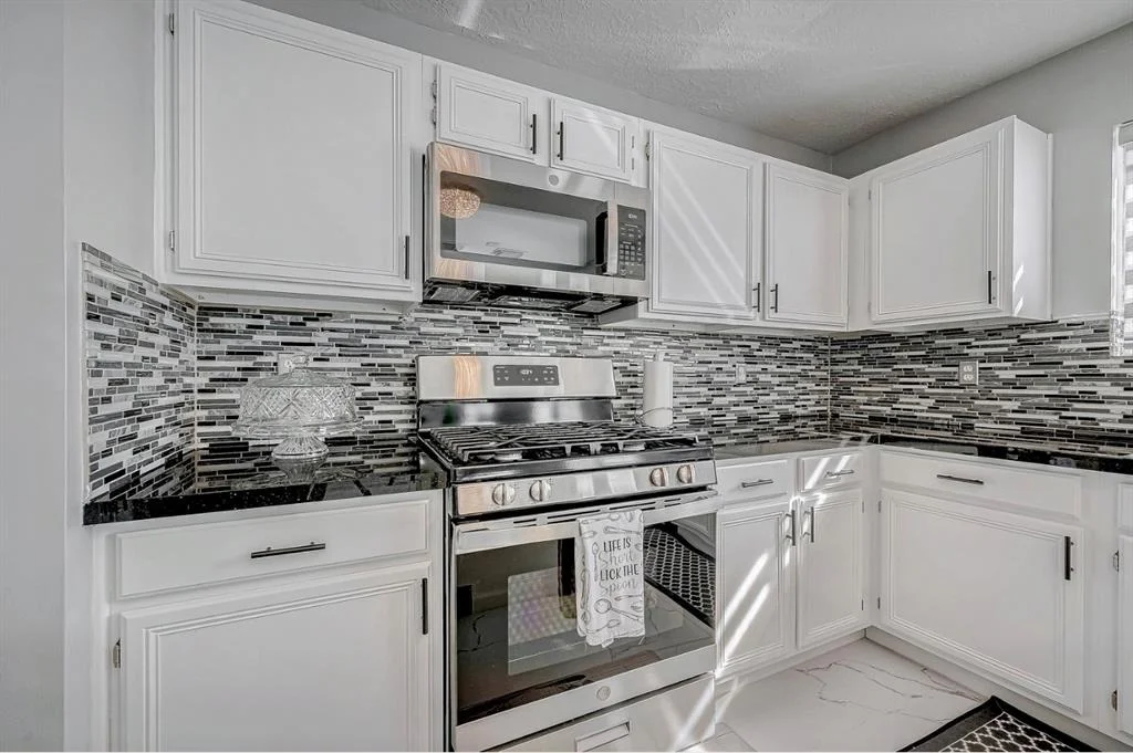 Photo of 16107 Lakestone Drive