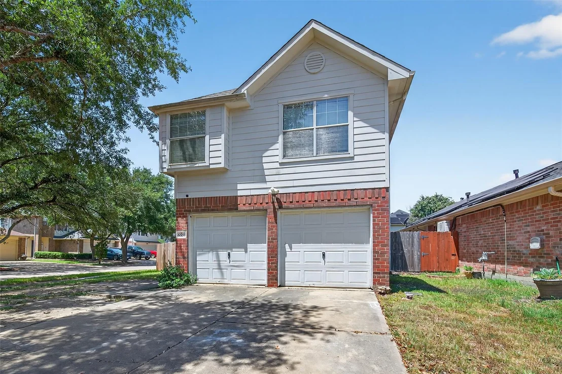 Photo of 6603 Windy River Lane