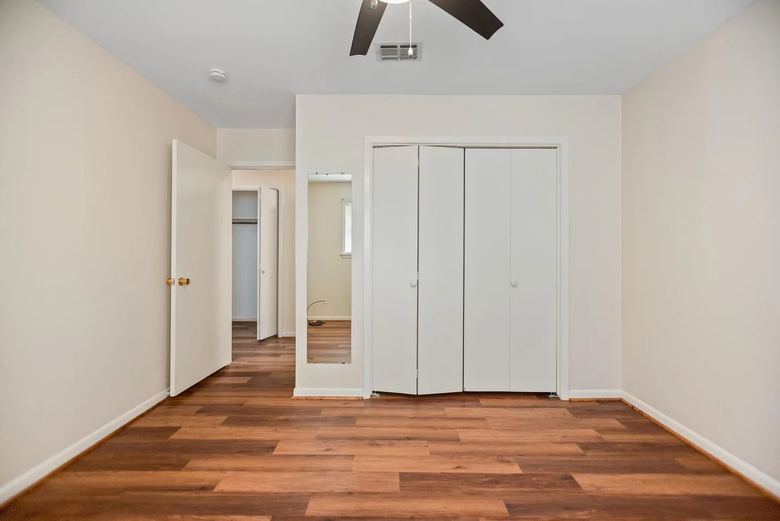 Photo of 1106 Brookhollow Drive