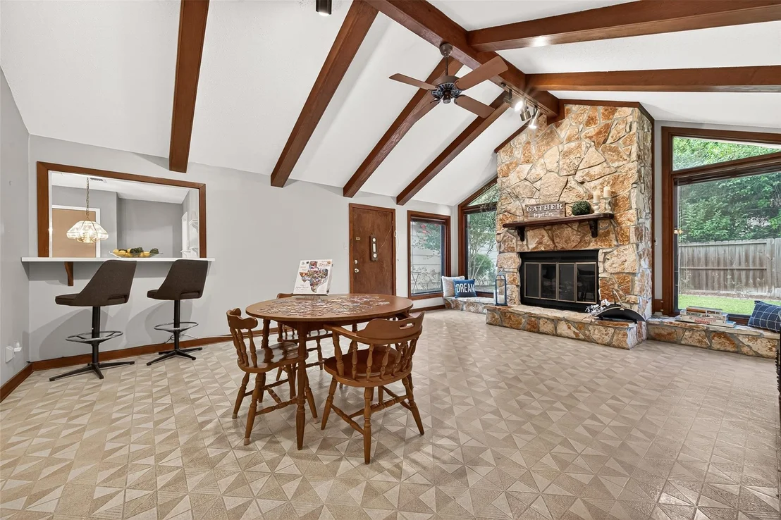 Photo of 5610 Belrose Drive