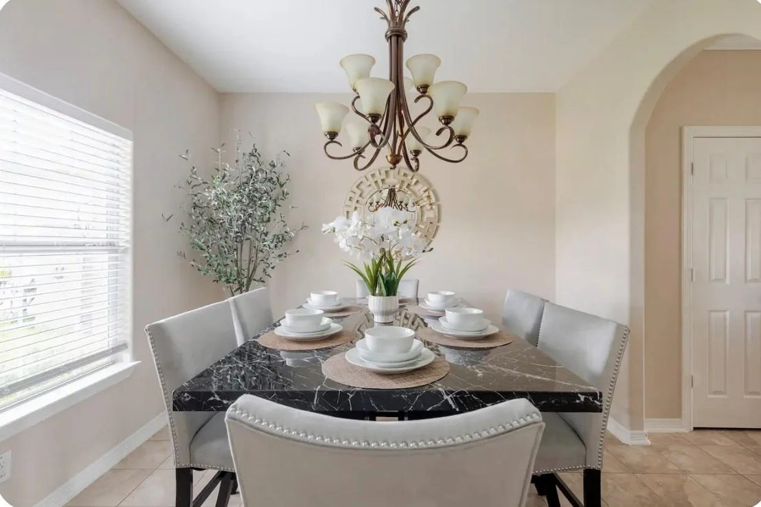 Photo of 8034 Fountain Street