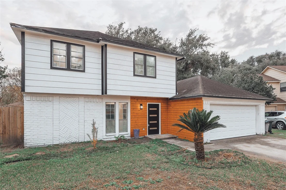 Photo of 10411 Rippling Fields Drive