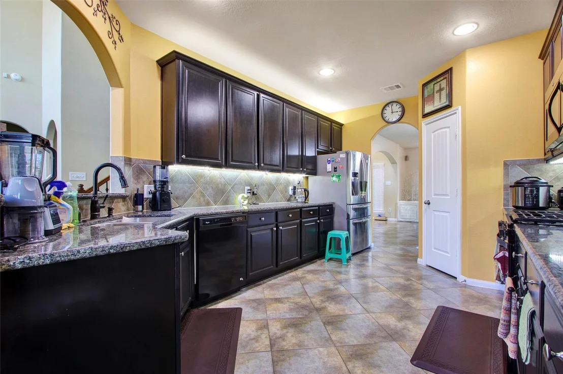 Photo of 1242 S Maple Drive