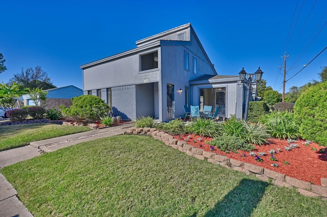 Photo of 11502 Bellerive Drive