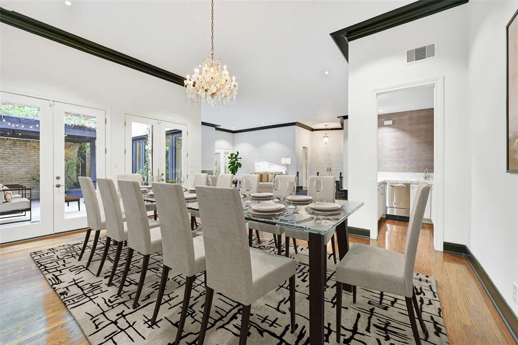 Photo of 897 Kirby Drive