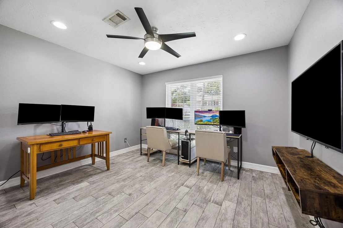 Photo of 10907 Overbrook Lane