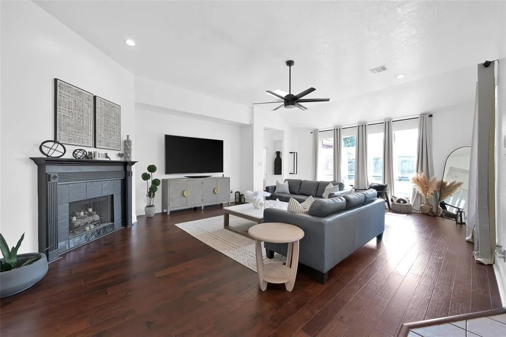 Photo of 8922 Ballinger Drive