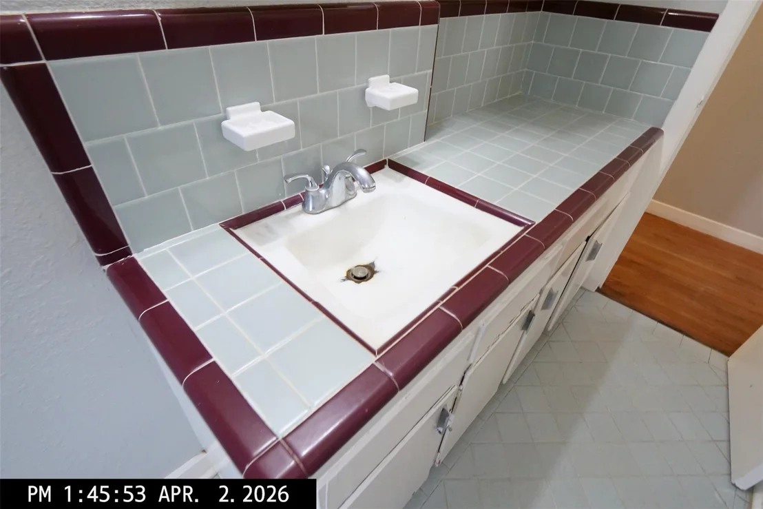 Photo of 6406 Scribner