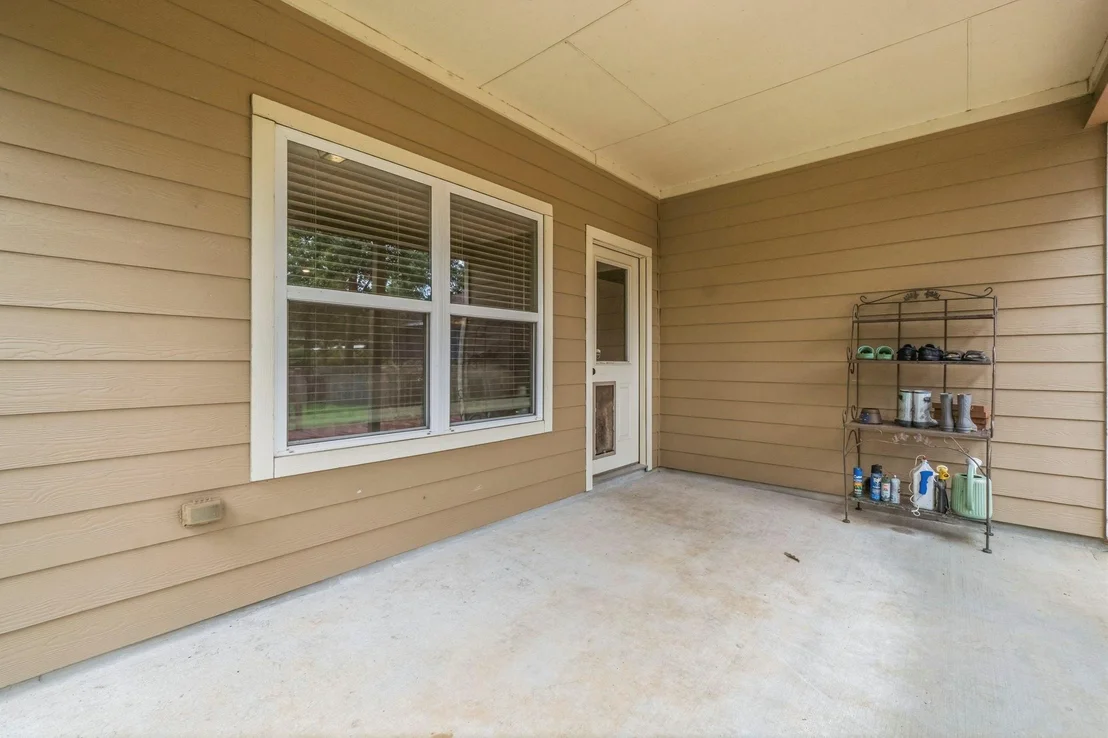 Photo of 418 Commanche Road
