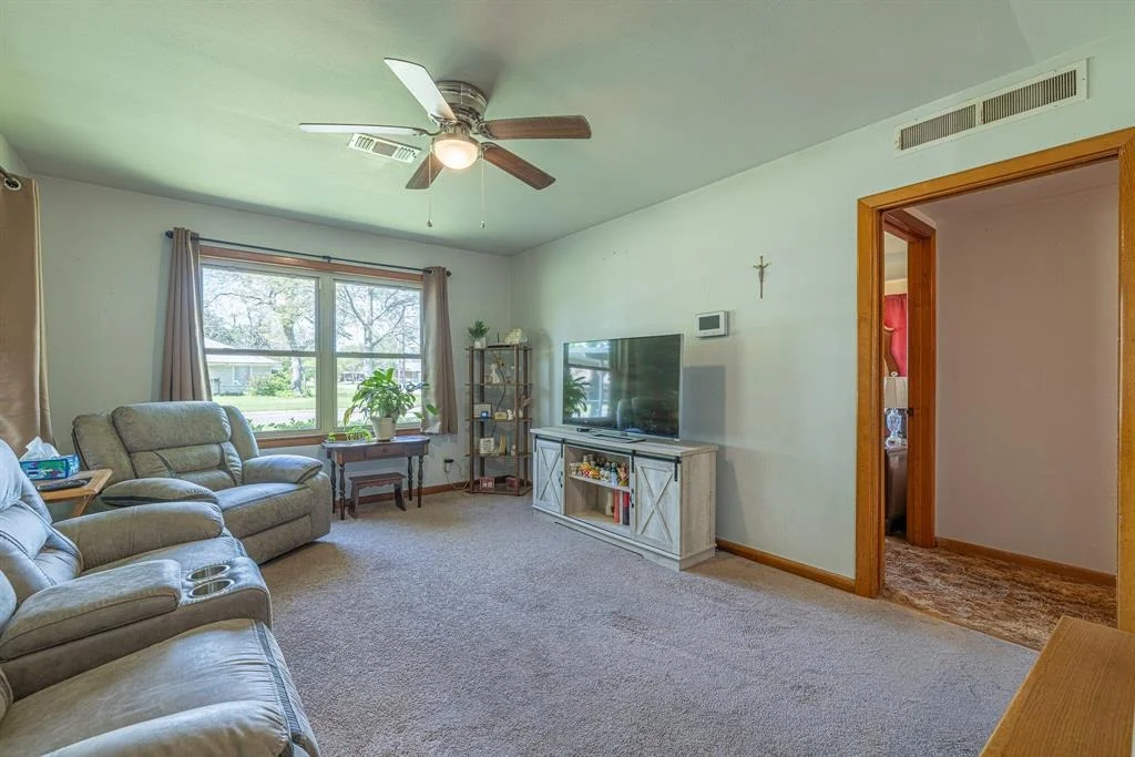 Photo of 211 Long Drive