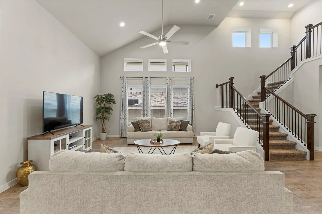 Photo of 2927 Neem Tree Lane