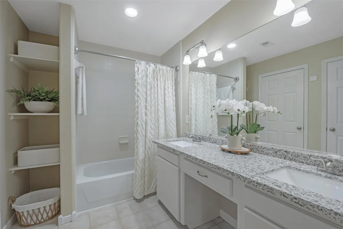 Photo of 25610 Dogwood Lane