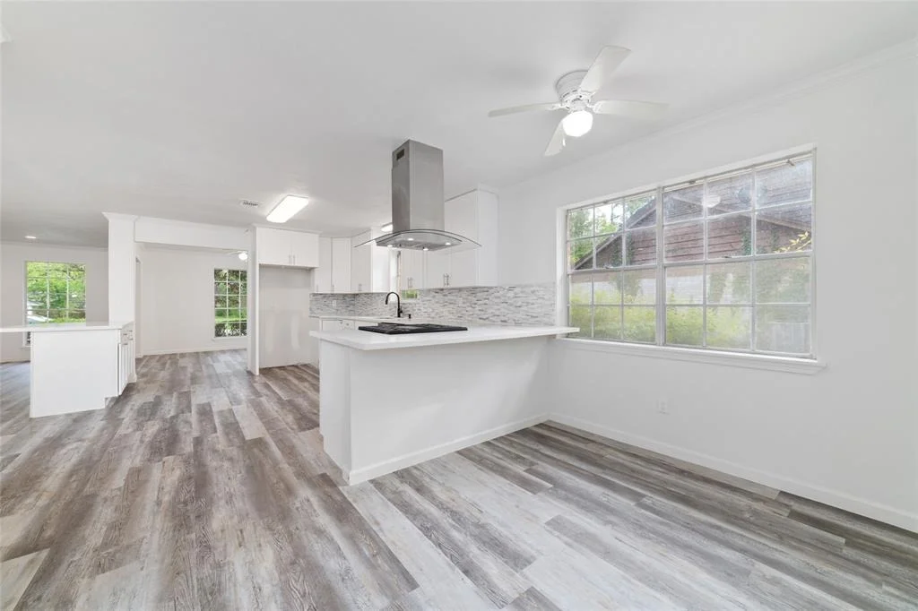 Photo of 549 Roanoke Drive