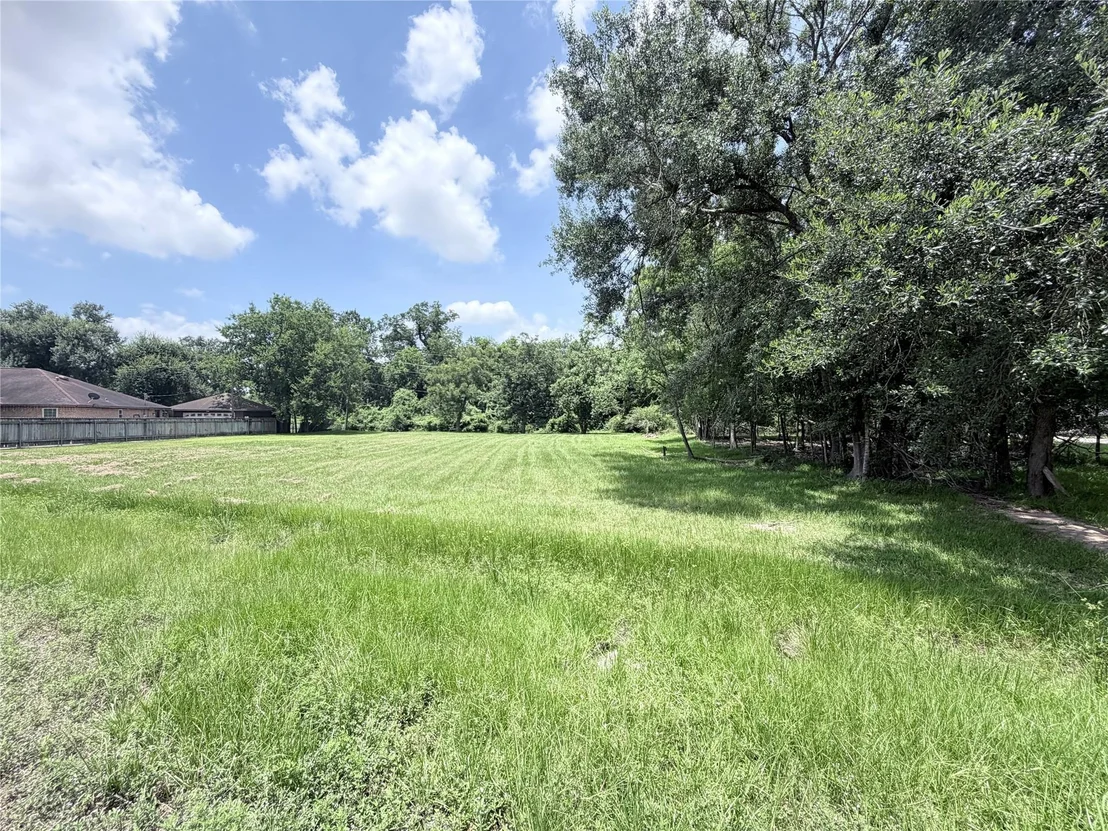 Photo of 1404 Greenoak Drive