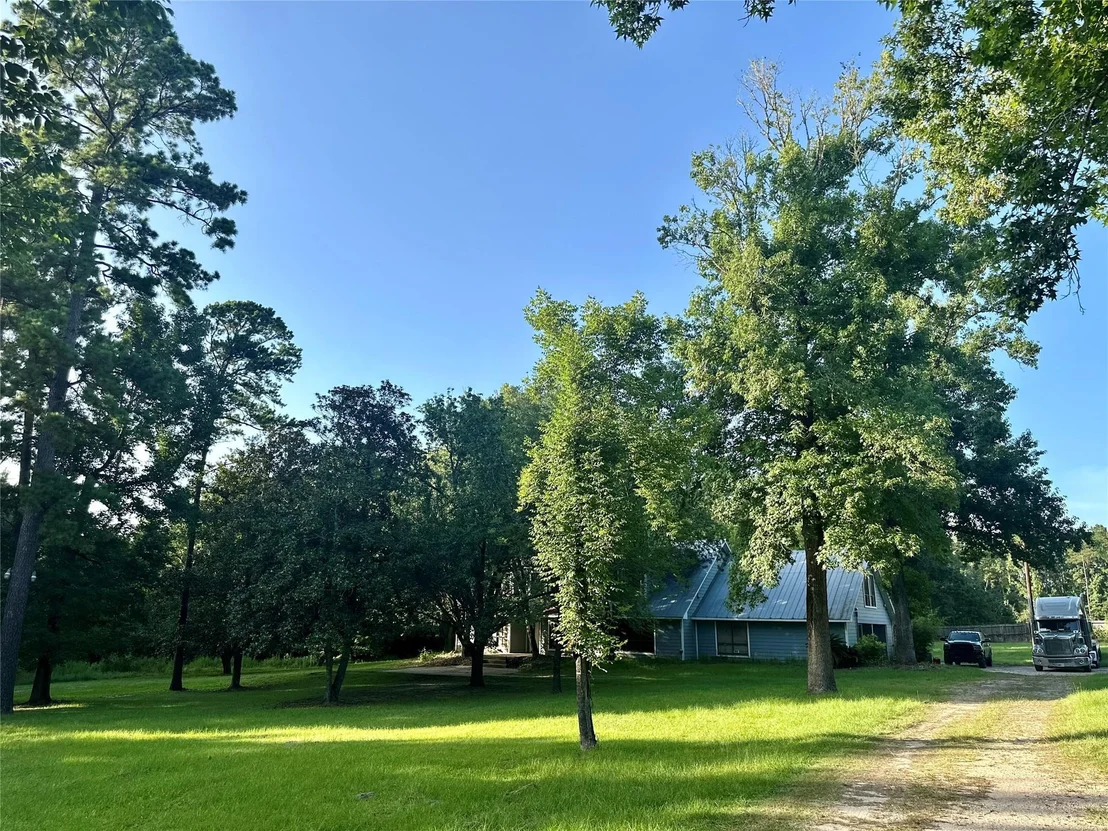 Photo of 14750 Exxon Road