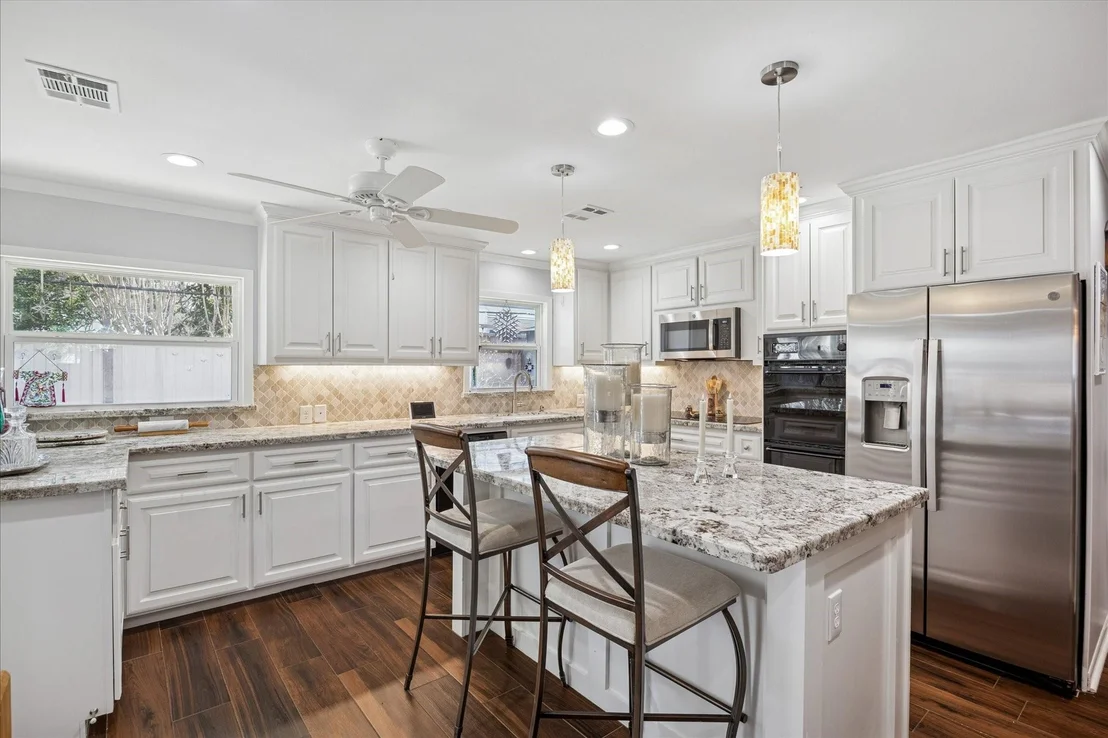 Photo of 8611 Ferris Drive