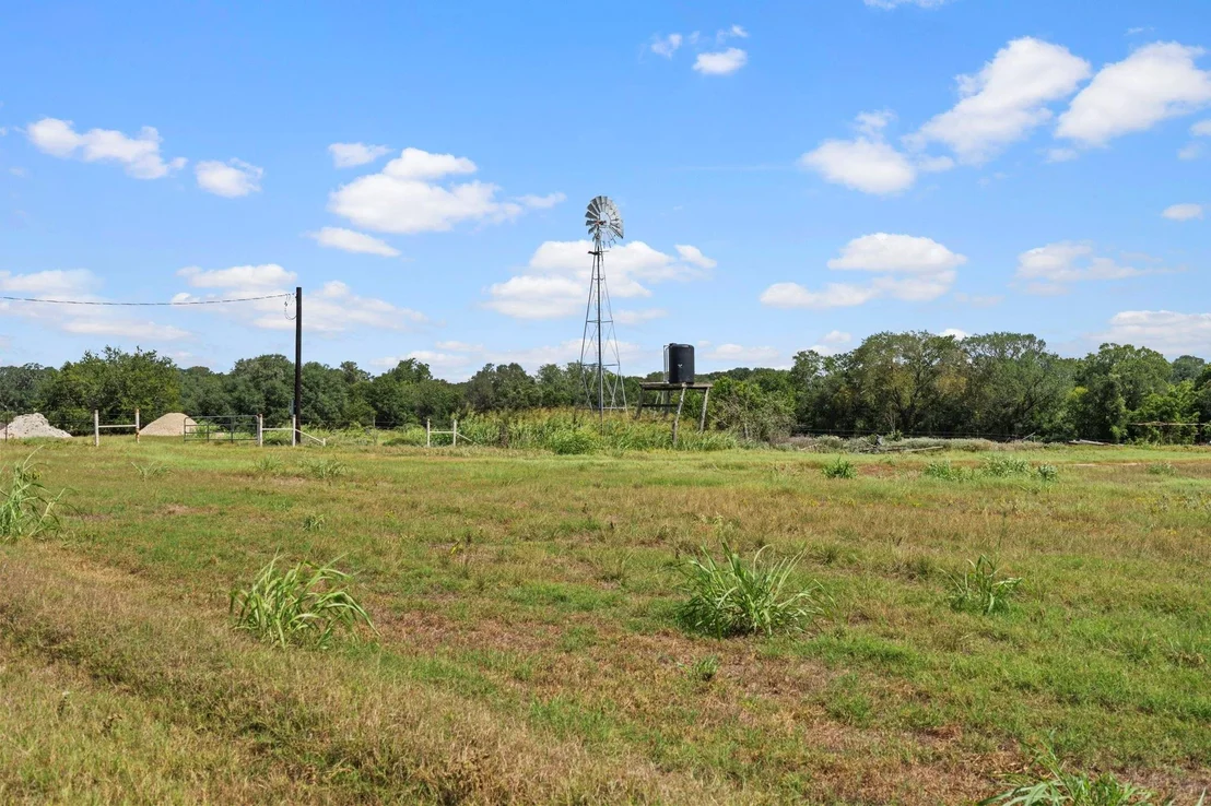 Photo of 3541 State Highway 159 Lot 3